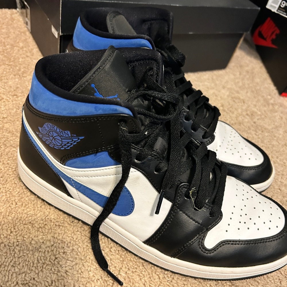 Jordan 1 Mid Racer Blue